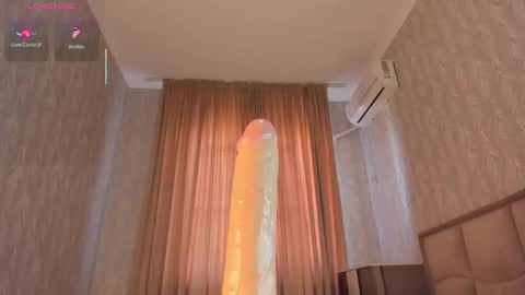 Maneki-Neko online show from November 28, 5:15 am