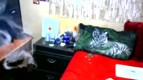 Snapshot of hhhjnf1 chatting on September 12, 12:01 am hhhjnf1 online show from September 12, 12:01 am