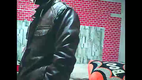 Snapshot of hhhjnf1 chatting on September 29, 5:39 am hhhjnf1 online show from September 29, 5:39 am