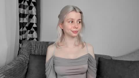 Popsy Risha online show from March 6, 11:59 pm