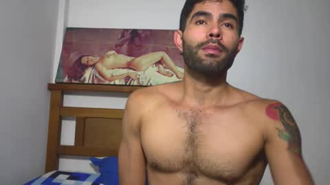 hideonbush online show from January 12, 2:18 am