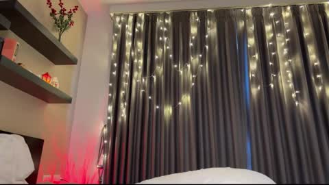 highenough_queen online show from December 17, 10:11 am