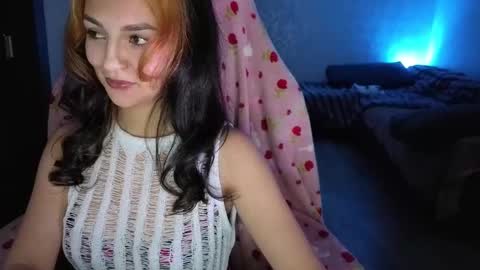 HIHIKA online show from November 23, 8:40 pm