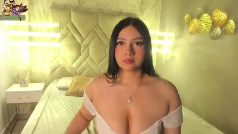 HIILARY online show from December 29, 5:42 am