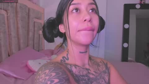 LUNA new account  FOLLOW ME online show from May 6, 9:54 pm