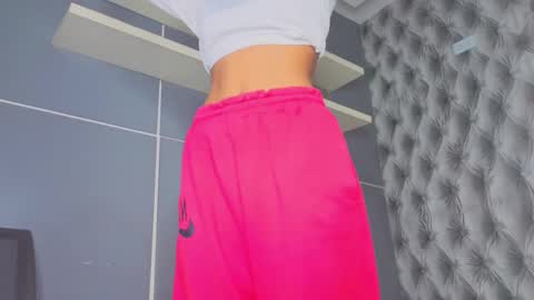  Hillary  online show from January 16, 12:19 am