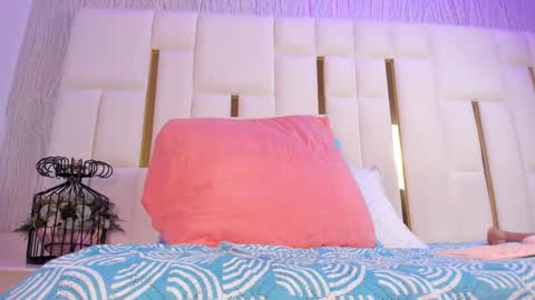 Hillary online show from February 13, 12:19 pm