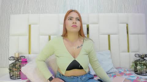 Hillary online show from December 5, 10:14 am