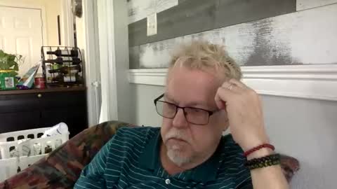 TwoDaddies online show from February 18, 5:46 pm