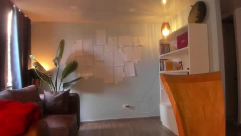 Hinnata online show from September 15, 3:13 pm