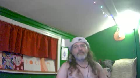 hippiedad333 online show from May 30, 3:27 am