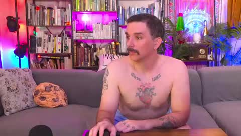 HipsterTrash Clark one half of Task Manager online show from August 7, 12:03 pm