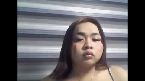 IM NEW HERE ITS ME GIA online show from April 18, 6:54 pm