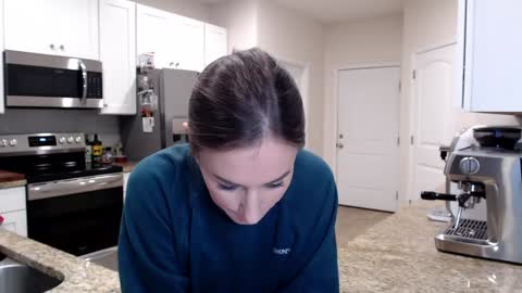 Holi Hurricane online show from January 9, 3:56 am