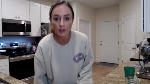 Holi Hurricane online show from November 21, 3:48 am