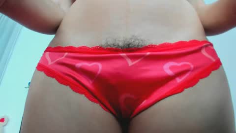 Snapshot of holly0550 chatting on February 27, 3:37 pm holly... online show from February 27, 3:37 pm