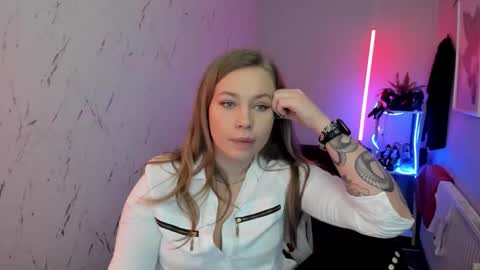 Holly online show from January 14, 10:18 pm