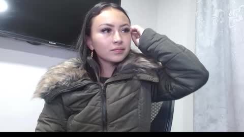 Holly online show from February 18, 1:16 am