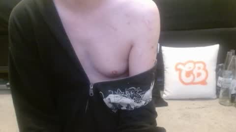 Holly Hawkes online show from March 18, 11:10 pm