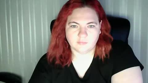 HollyXEva online show from January 18, 3:59 am