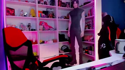 Rumi online show from February 3, 10:41 am