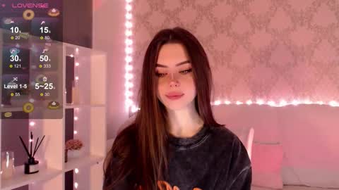 Snapshot of holymiax chatting on September 26, 3:47 am Mia online show from September 26, 3:47 am