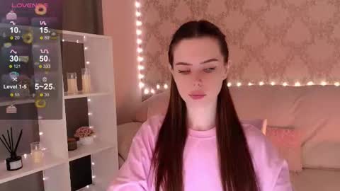Mia online show from July 3, 3:33 am
