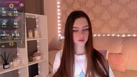 Mia online show from July 5, 3:53 am