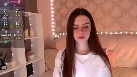 Mia online show from June 25, 5:12 am