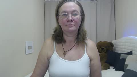 holymilfa online show from January 17, 1:53 pm