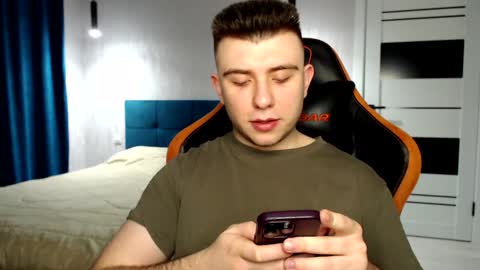 Wolfy online show from December 29, 9:20 pm