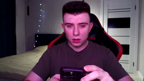 Wolfy online show from January 5, 8:52 pm