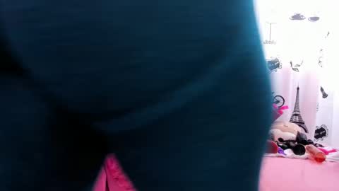 Snapshot of honey_jhenna chatting on October 4, 6:17 pm Jhenna martinez online show from October 4, 6:17 pm