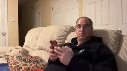 honey_man14 online show from December 17, 3:24 am