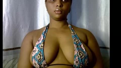 honey_plumx1 online show from December 5, 10:14 am