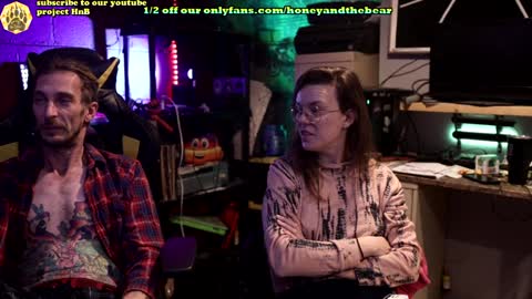 Honey and Bear online show from February 4, 6:25 am