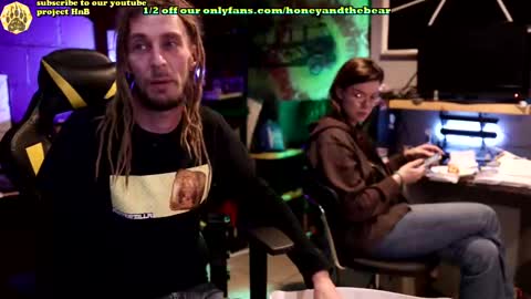 Honey and Bear online show from March 11, 2:10 am