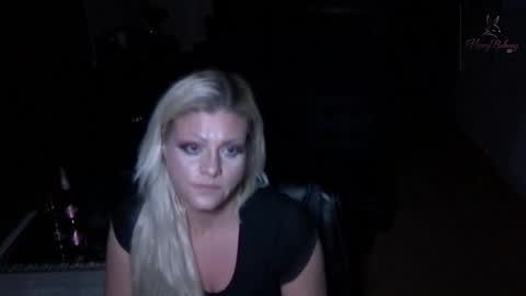 honeybuhnny online show from March 31, 11:32 am