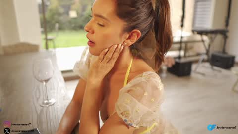 Jessie   online show from January 24, 7:18 pm