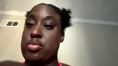 honeydoll92 online show from October 23, 4:08 pm
