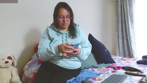 Snapshot of honeyhotpaty chatting on March 2, 9:32 pm sofia online show from March 2, 9:32 pm