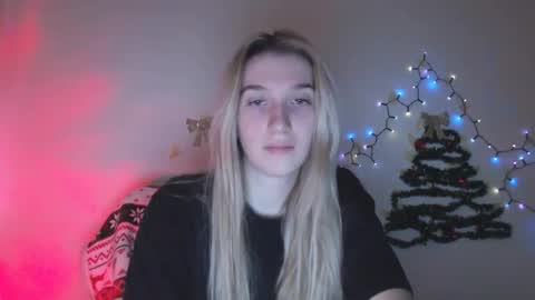 honeyveil online show from January 6, 9:52 pm