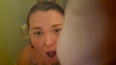 horneygirl88ddd online show from September 17, 2:53 pm