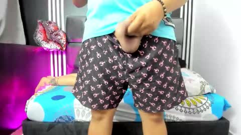 horny_couplefire online show from October 10, 4:13 pm