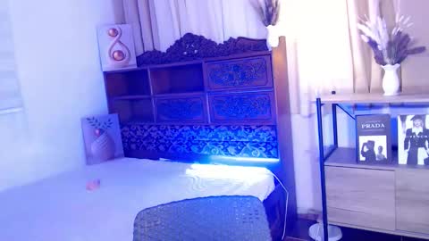 horny_joshxxx online show from April 21, 2:51 am