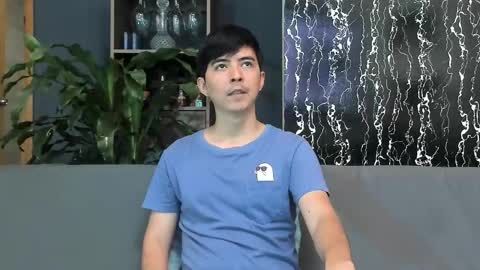 Alex and Camilo online show from November 23, 7:56 pm