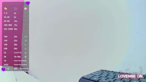 Snapshot of hornybarelylegalgirl chatting on March 5, 3:18 pm Khloe online show from March 5, 3:18 pm