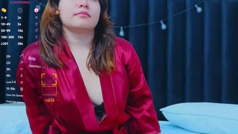 Snapshot of hornybarelylegalgirl chatting on September 16, 12:29 pm Khloe online show from September 16, 12:29 pm