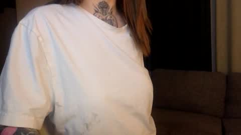 hornycouple0102 online show from April 7, 4:58 am