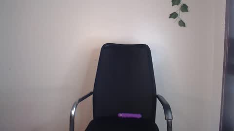 hornygal256 online show from October 14, 10:18 am